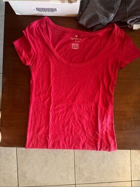 American Eagle Outfitters Scoop Neck Tee in Bright Red